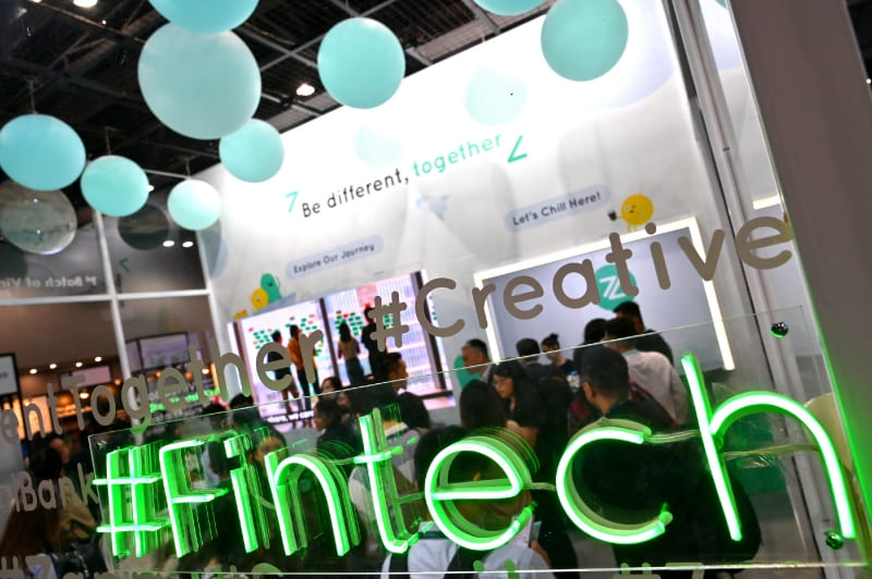 Hong Kong in the international fintech spotlight.