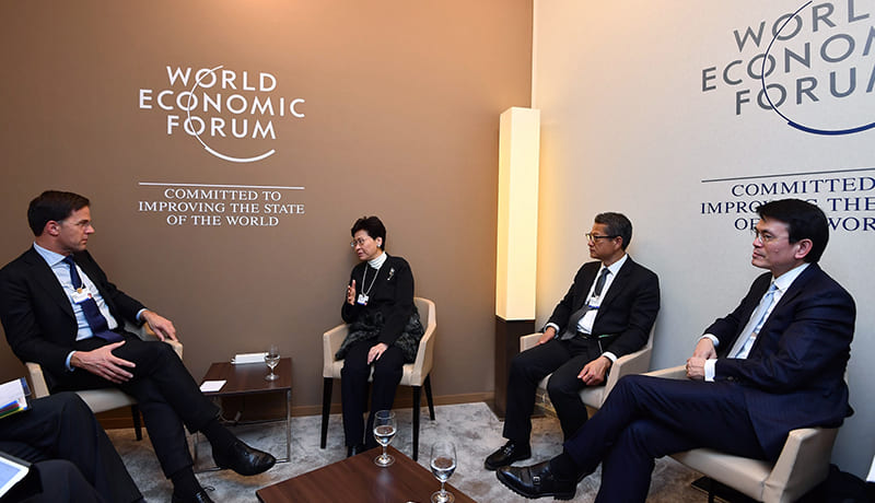 Photo shows Mrs Lam (second left) meeting with the Prime Minister of the Netherlands, Mr Mark Rutte (first left) on January 24 in Davos, Switzerland. The Financial Secretary, Mr Paul Chan (second right); and the Secretary for Commerce and Economic Development, Mr Edward Yau (first right), also attended.